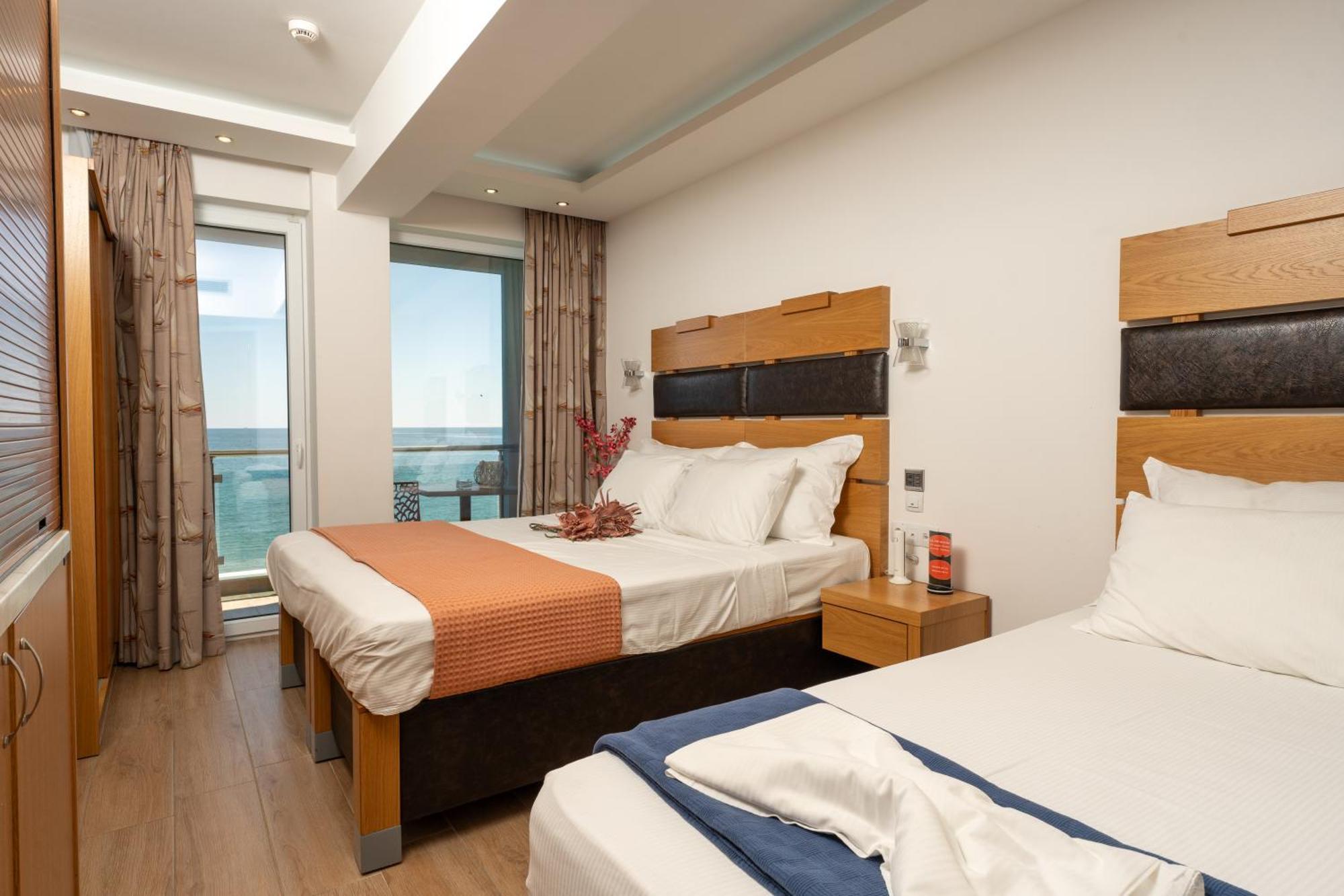 Megkas Theodoros Apartment ปาราเลียกาเตอรีนิส ภายนอก รูปภาพ