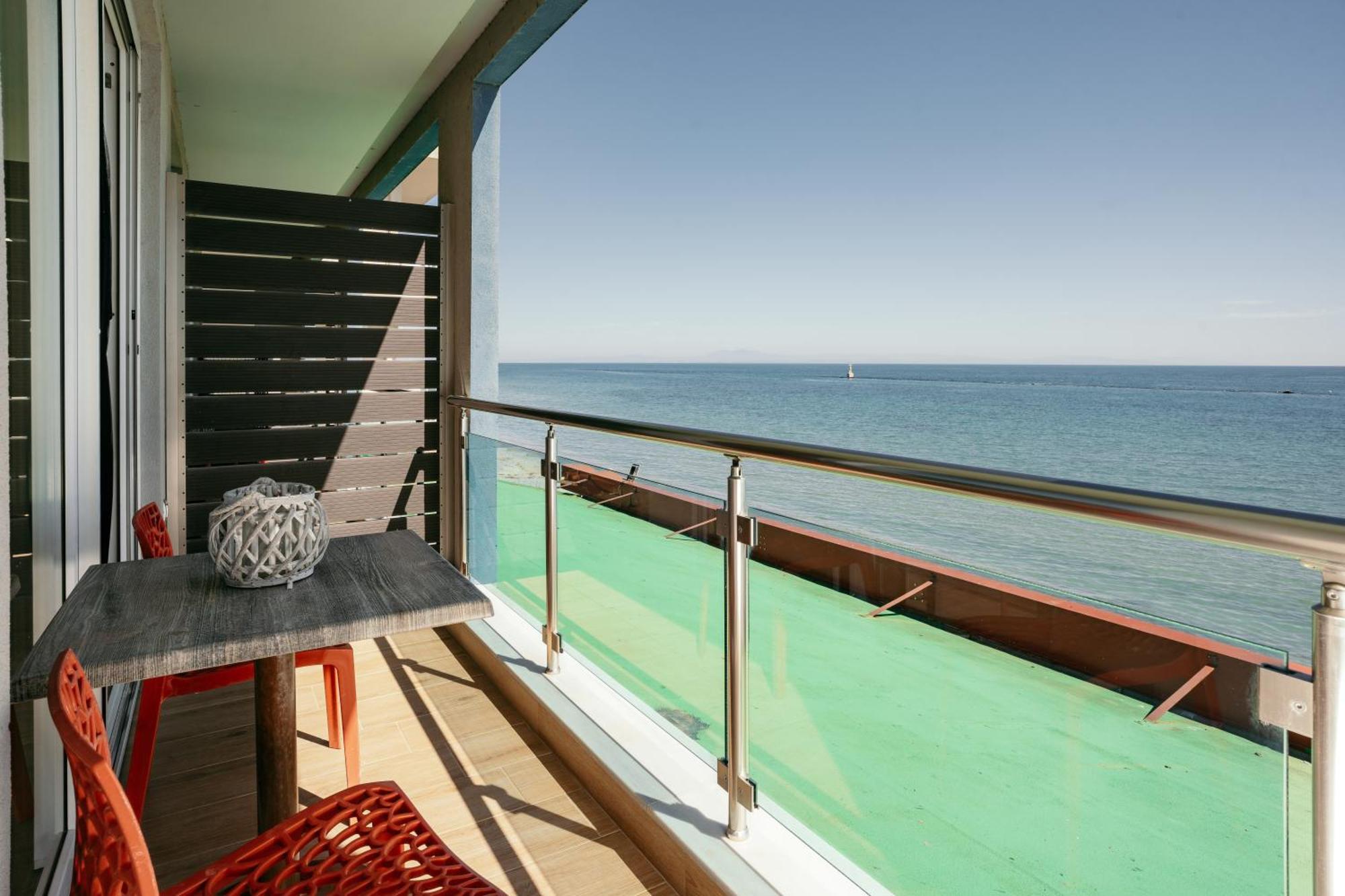 Megkas Theodoros Apartment ปาราเลียกาเตอรีนิส ภายนอก รูปภาพ